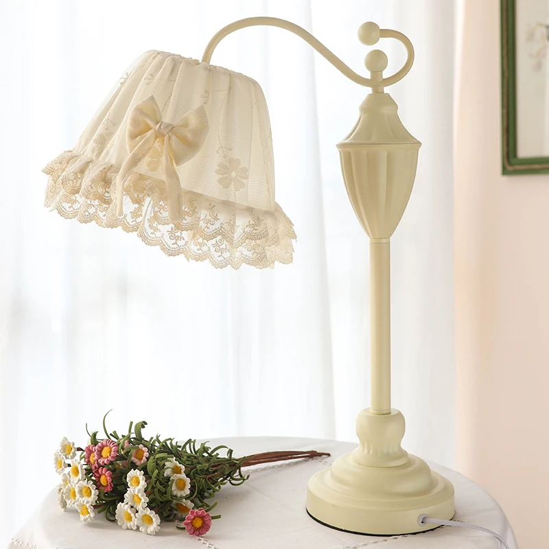 Desk Setup Wallpaper - Princess Fabric Standing LED Lights, Candeeiros