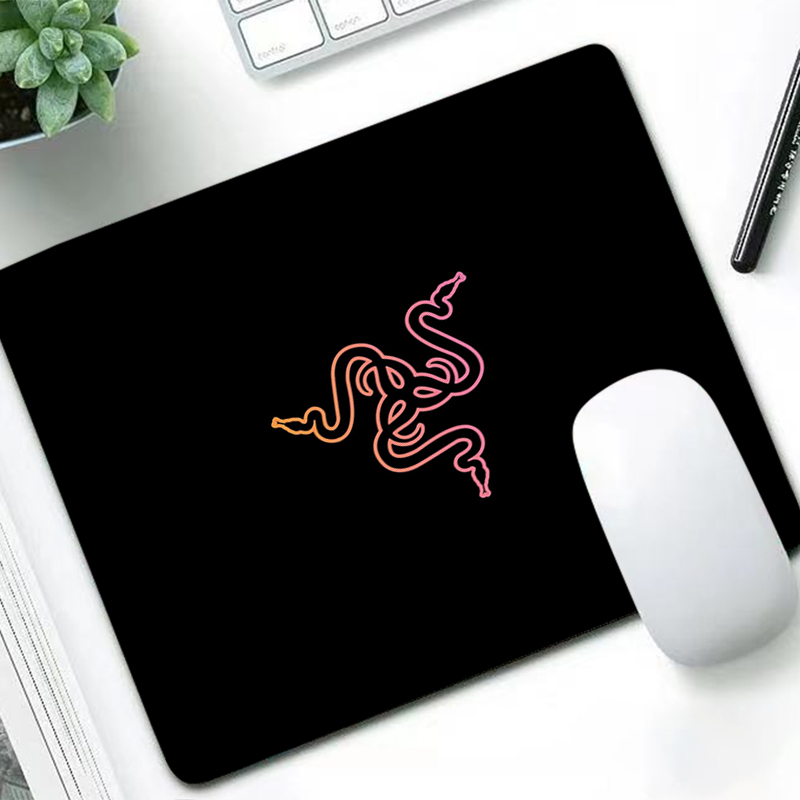 Razer luxo mouse pad anime gam - Desk Setup Ergonomic avaliação e preço